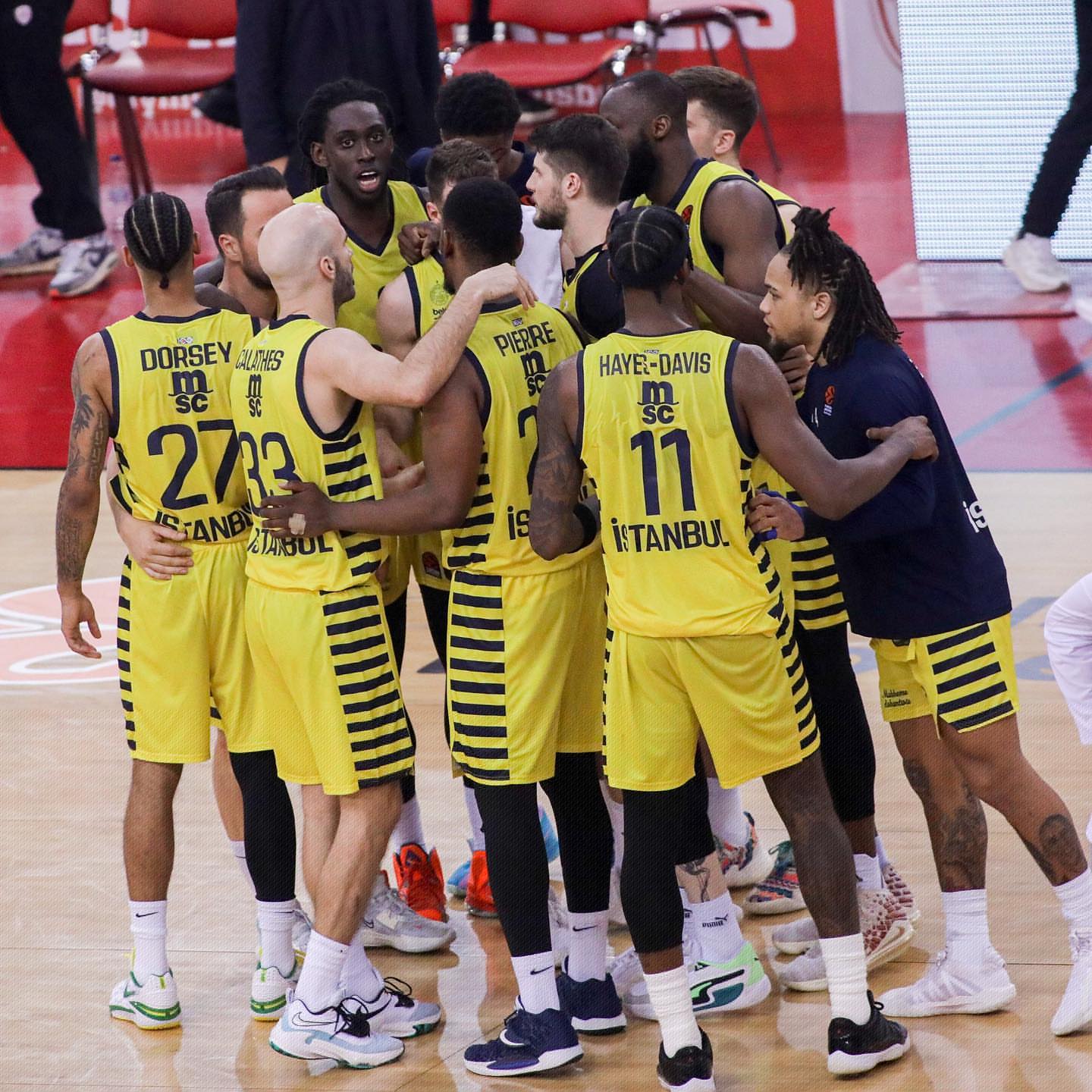 阿斯：贝蒂斯愿意为安东尼出2000万欧或租借，球员愿降薪回归（阿斯：贝蒂斯考虑以2000万欧买断或租借安东尼，球员愿降薪回归）