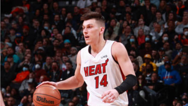 意天空：DV9内收肌疲劳目前已经返回意大利，他没有出现伤病（意天空：DV9因内收肌疲劳已回到意大利，未见伤情）