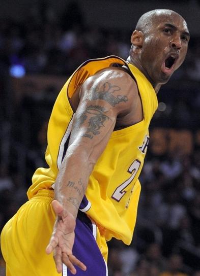 豪气！布里奇斯送队友劳力士表作为圣诞礼物，价值1.5万美元（大手笔！布里奇斯圣诞送队友劳力士腕表，单价约1.5万美元）