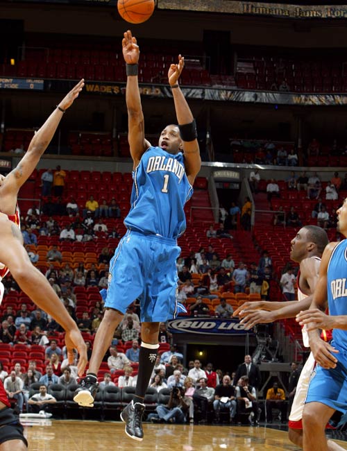 每体：7500人无法及时入场，反对派斥责拉波尔塔侮辱巴萨会员（每体：7500人未能按时入场，反对派痛斥拉波尔塔侮辱巴萨会员）