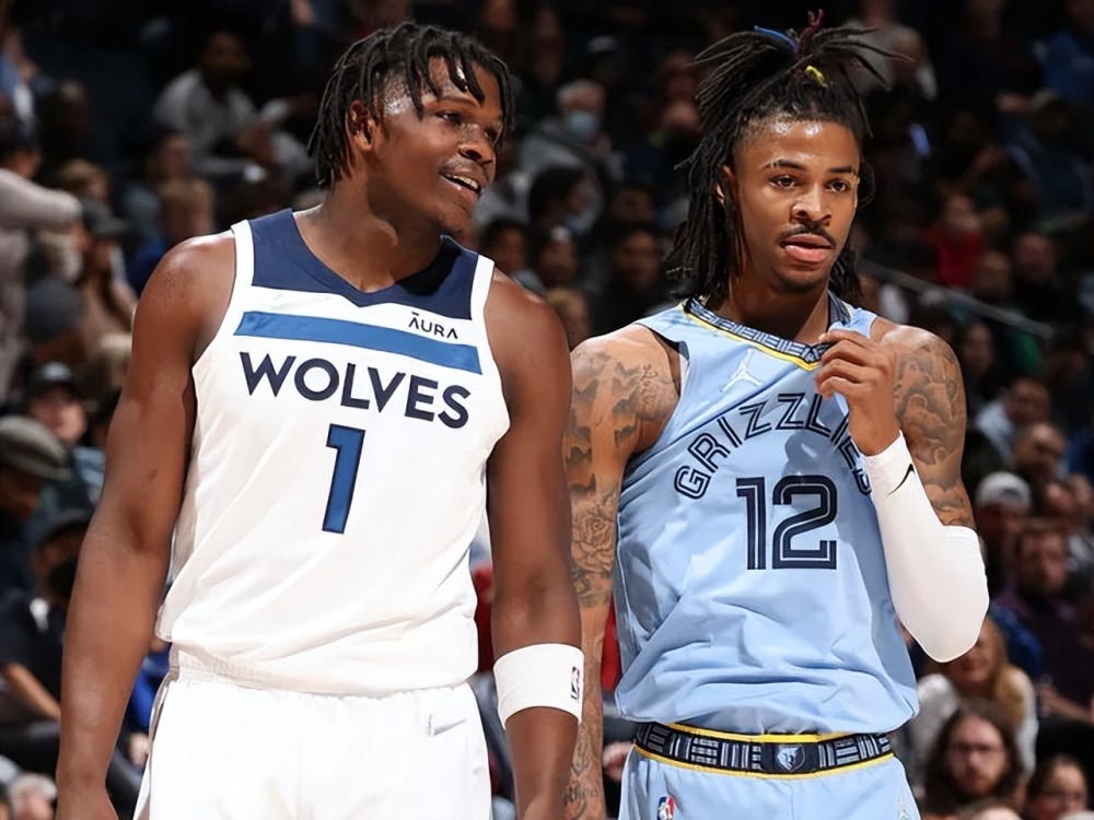 都体：弗拉霍维奇可能缺席尤文20场比赛，包括多场关键战役（都灵体育报：弗拉霍维奇或缺席尤文20场，多场关键之战成疑）