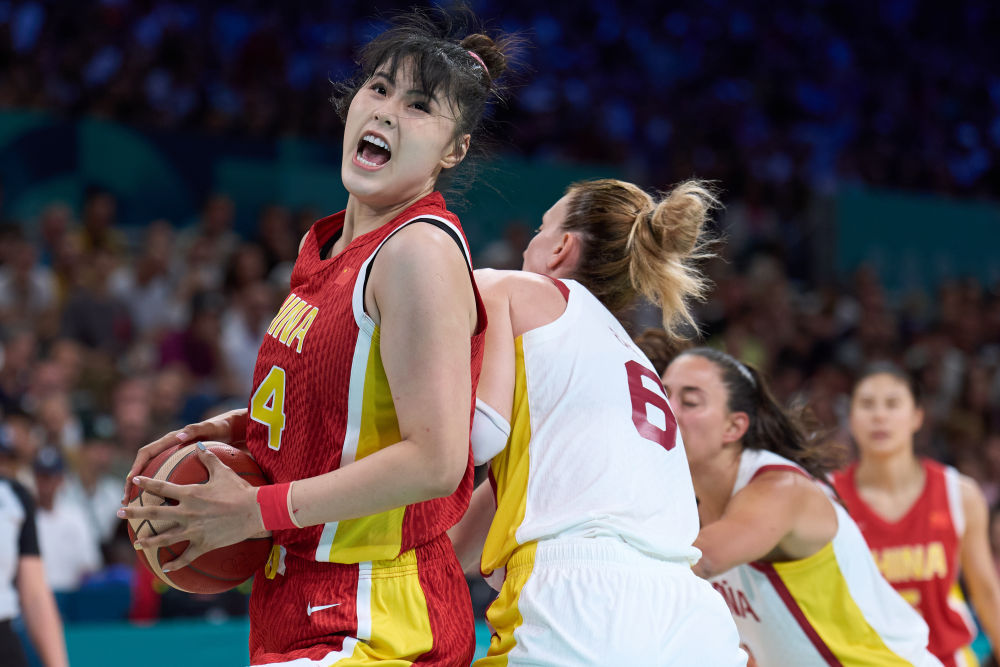 青少年海外交流新探索，“犀旺”小将赴欧塞尔开启留洋旅程（青少年国际交流再升级，“犀旺”小将启程欧塞尔踏上留洋之路）