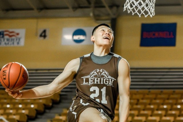 凯恩：即使赛季进百球，没欧冠或世界杯也很可能拿不到金球奖（凯恩：哪怕赛季进百球，若无欧冠或世界杯也难获金球奖）