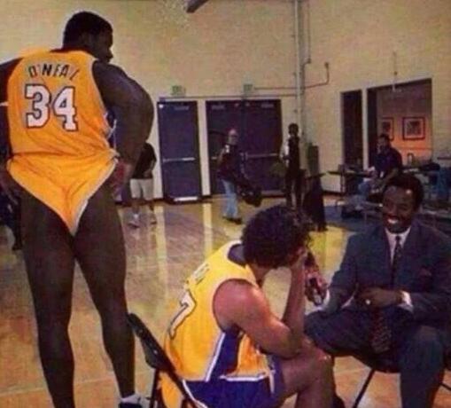 亚历山大三节打卡，展现高效竞技状态（亚历山大仅用三节收工，高效输出尽显竞技状态）