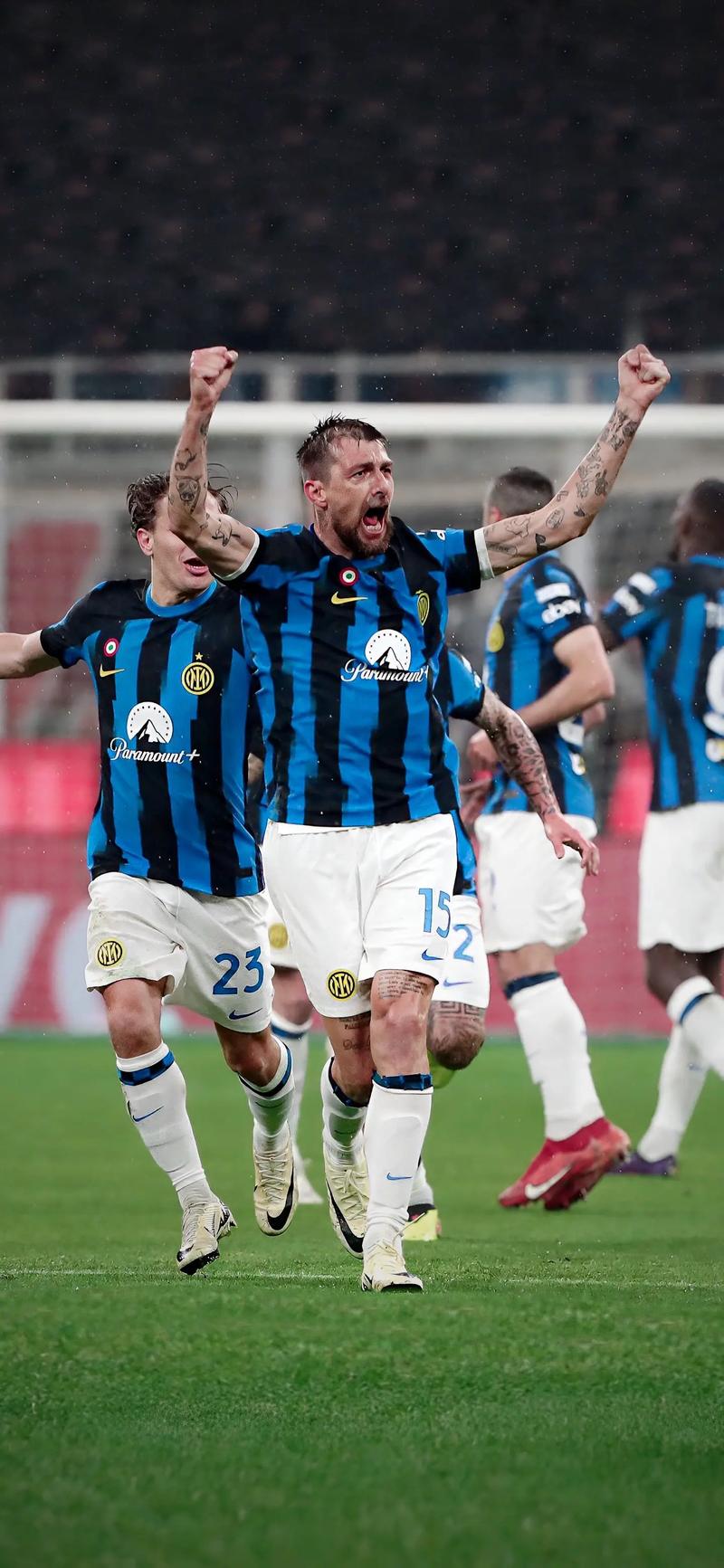 名记：热火追求罗齐尔时并不知他正被NBA调查 黄蜂对此不予置评（据名记报道，热火在追求罗齐尔时并不知其正受NBA调查，黄蜂拒绝置评）