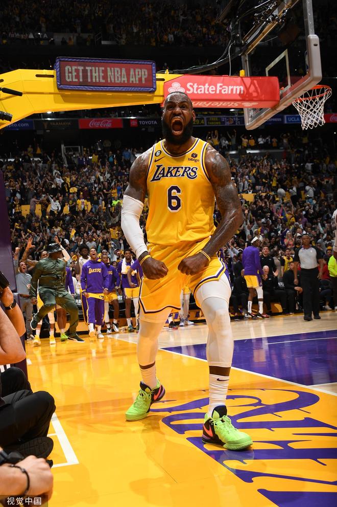 比利时11月世预赛大名单：库尔图瓦领衔，多库、特罗萨德在列（比利时公布11月世预赛名单：库尔图瓦领军，多库、特罗萨德入选）