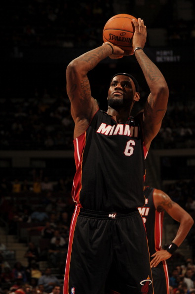 恩比德梦回当年，米切尔大开无双（恩比德重现巅峰，米切尔开启无双模式）