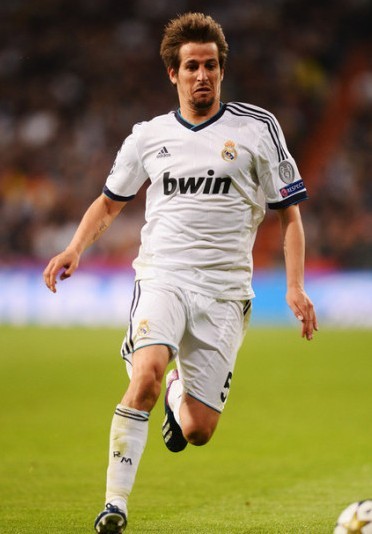 戈贝尔因个人原因，提前退出与国王的比赛（戈贝尔因个人原因提前退赛，未完成对阵国王的比赛）