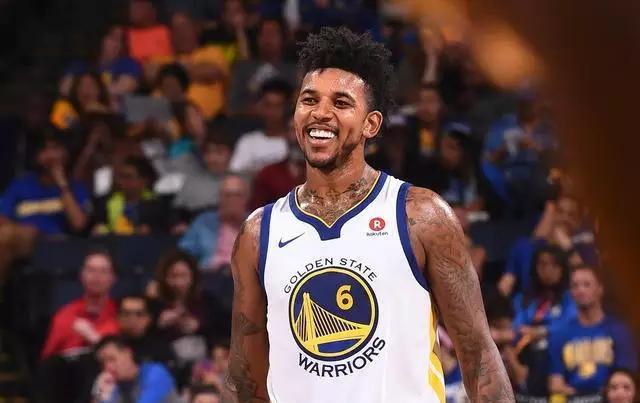 川崎前锋官方：球队功勋外援热谢尔赛季末合同到期后离队（川崎前锋官宣：功勋外援热谢尔本赛季合同期满将离队）