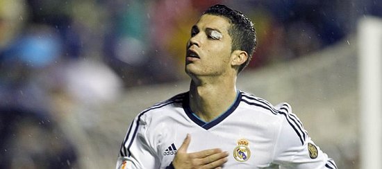 Tsygankov的后期支撑领先让赫罗纳超越皇家社会并走出降级区（Tsygankov终场前打入制胜球，助赫罗纳力压皇家社会脱离降级区）