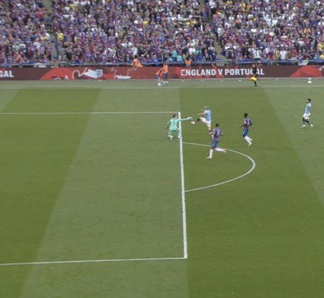 卫报：埃弗顿已经将古迪逊公园球场的所有权转让给女足（卫报称：埃弗顿已将古迪逊公园所有权移交女足）