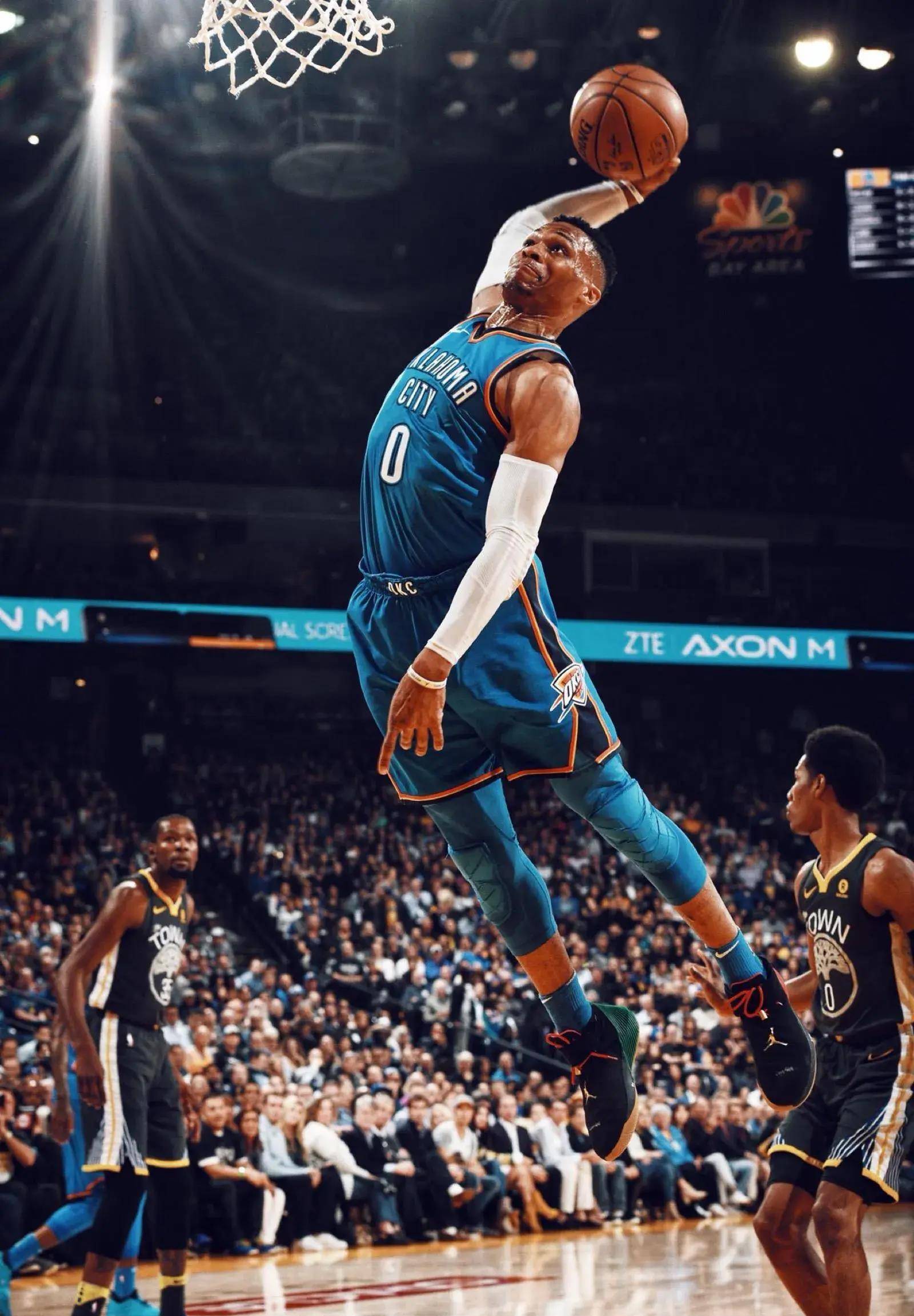 哈登：现阶段胜利是我们唯一的目标，所以我必须做我该做的事（哈登：目前胜利至上，我会做好分内之事）