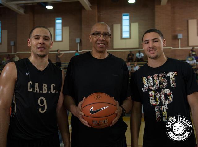 魔鬼主场！拜仁在欧冠小组赛／联赛阶段主场已连续37场不败（主场统治再续！拜仁欧冠小组赛／联赛阶段已连续37场不败）