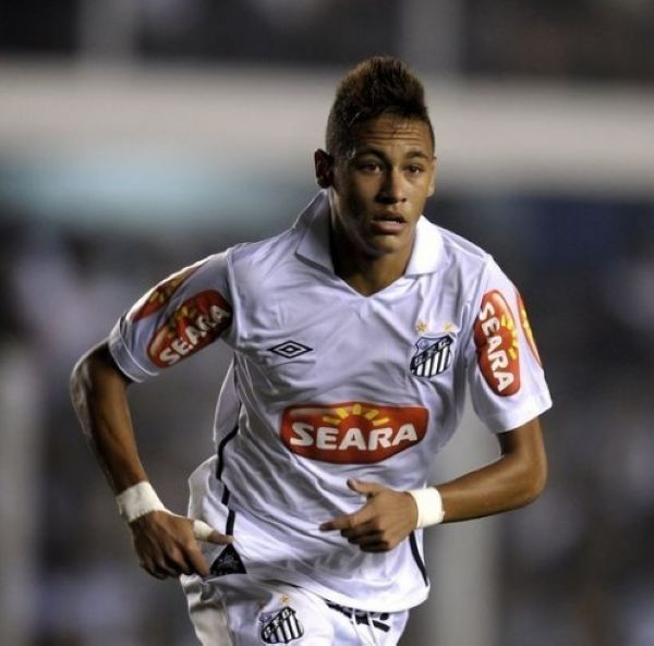 马卡：霍安和拉菲尼亚可能战毕包时回归，巴萨还可能回诺坎普（马卡报：霍安与拉菲尼亚有望战毕包时复出，巴萨或重返诺坎普）