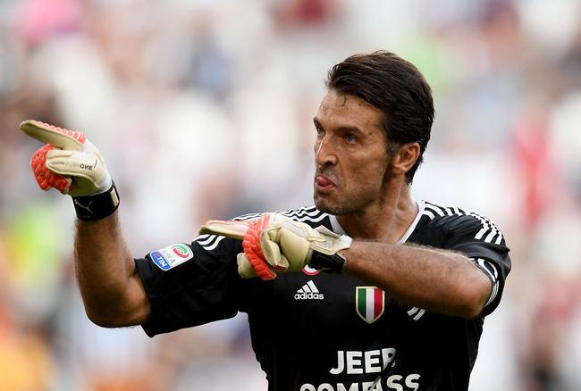 名宿公开夸赞球队新星（传奇球星公开力赞球队新秀）