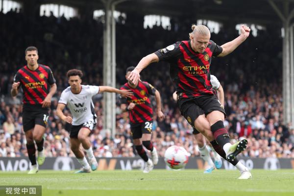 北青：约十人获国足新帅面试资格，邵佳一、李霄鹏等在列（北青：国足新帅面试约十位人选，邵佳一、李霄鹏等入围）